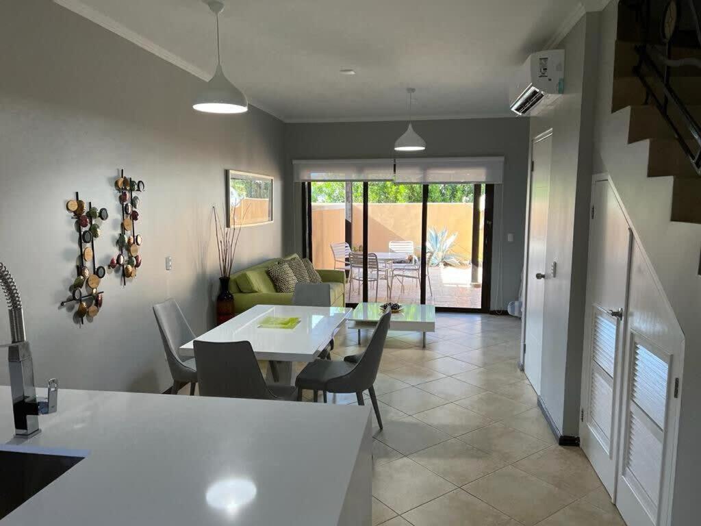 パームビーチ Special House In Gold Coast With Private Jacuzziヴィラ エクステリア 写真