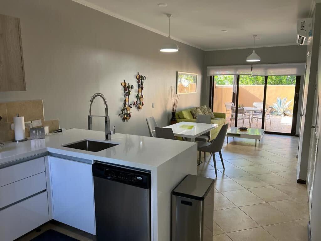 パームビーチ Special House In Gold Coast With Private Jacuzziヴィラ エクステリア 写真