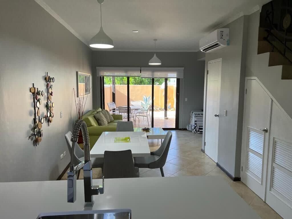 パームビーチ Special House In Gold Coast With Private Jacuzziヴィラ エクステリア 写真